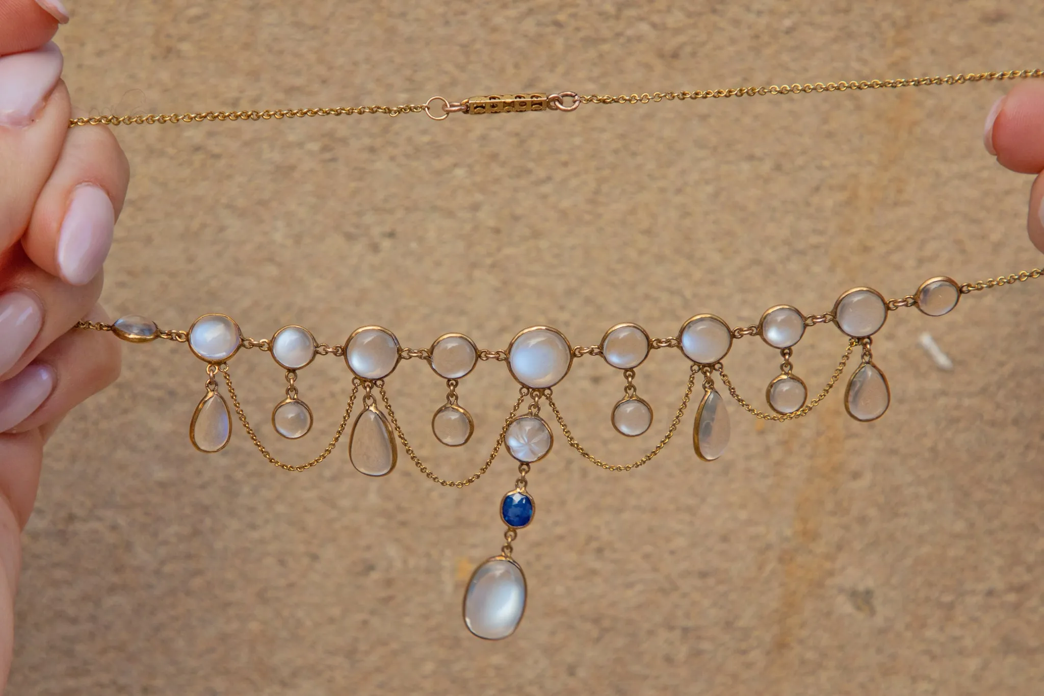 13.5" Victorian 18ct Gold Carved Ceylon Moonstone & Natural Sapphire Fringe Necklace