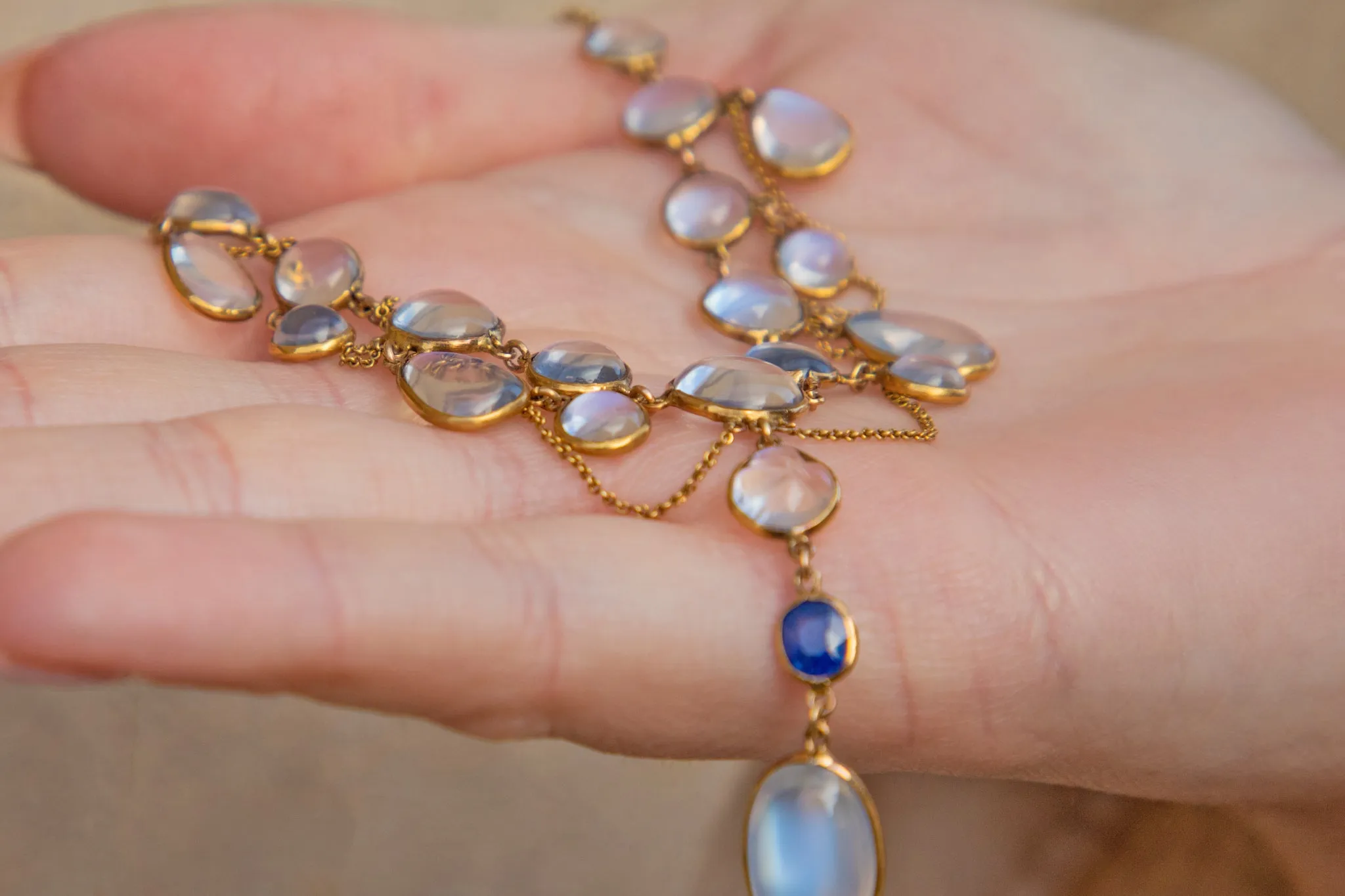 13.5" Victorian 18ct Gold Carved Ceylon Moonstone & Natural Sapphire Fringe Necklace