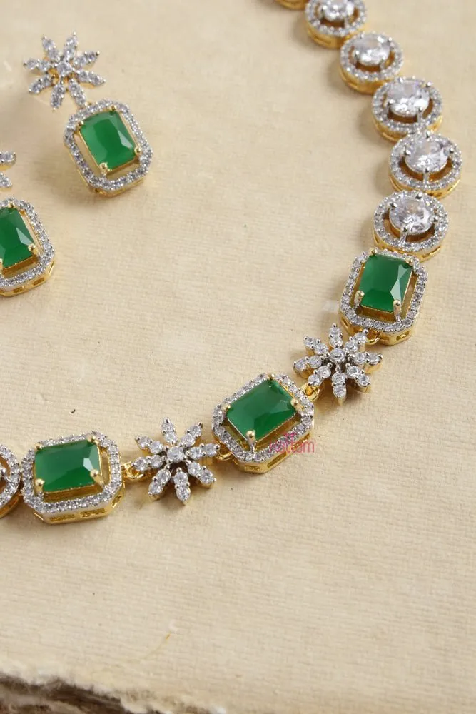 Classy Green Stone Round Choker Set